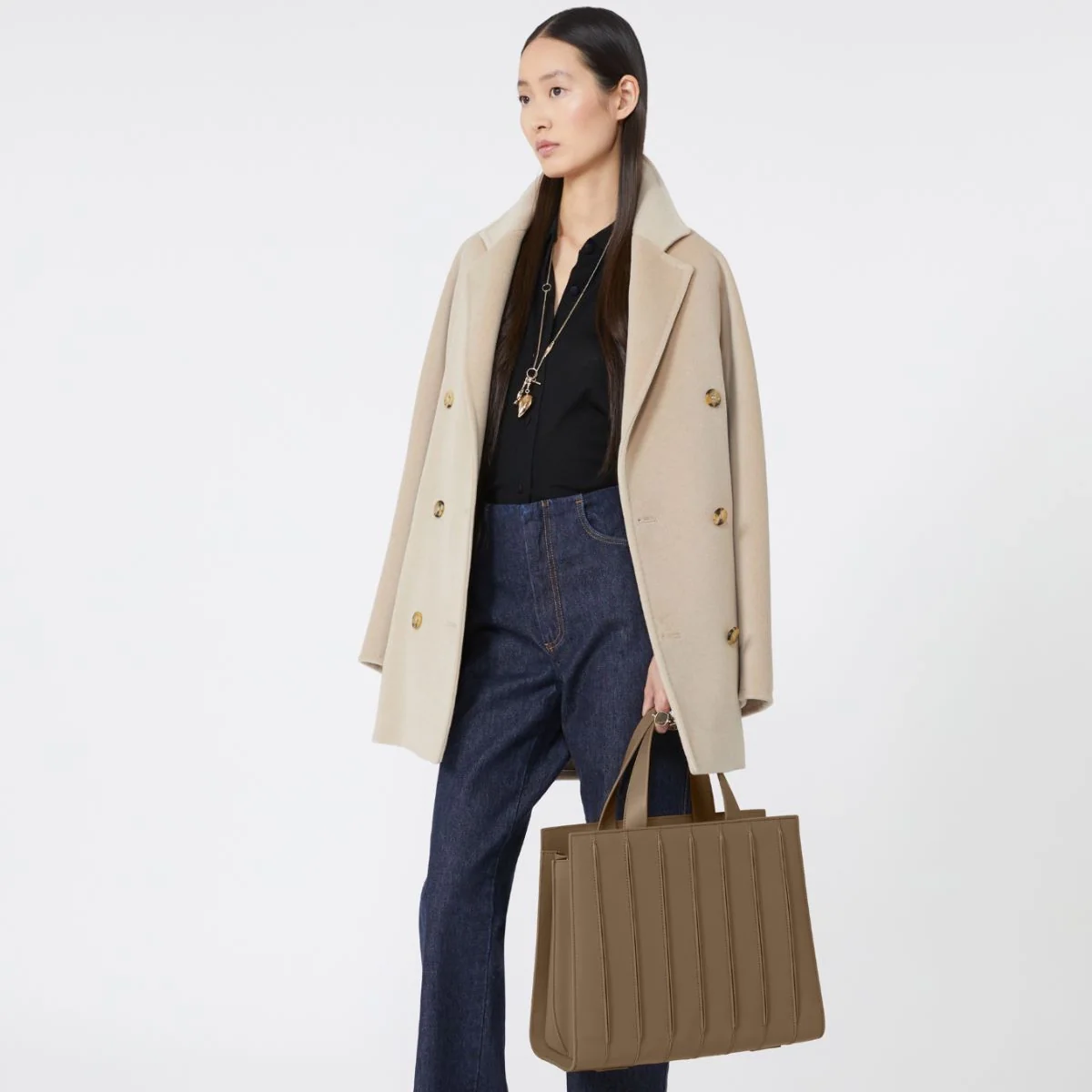 Max Mara Whitney Bag 7 - Large Camel - Image 3